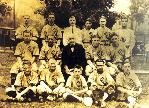 EdisonBull Baseball Team with TAE 1920s
